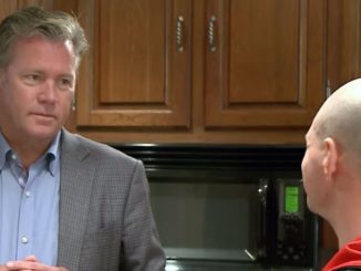 Chris Hansen of 'To Catch a Predator' Charged With Bouncing Checks