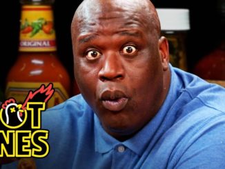 Shaq Tries to Not Make a Face While Eating Spicy Wings on Hot Ones﻿