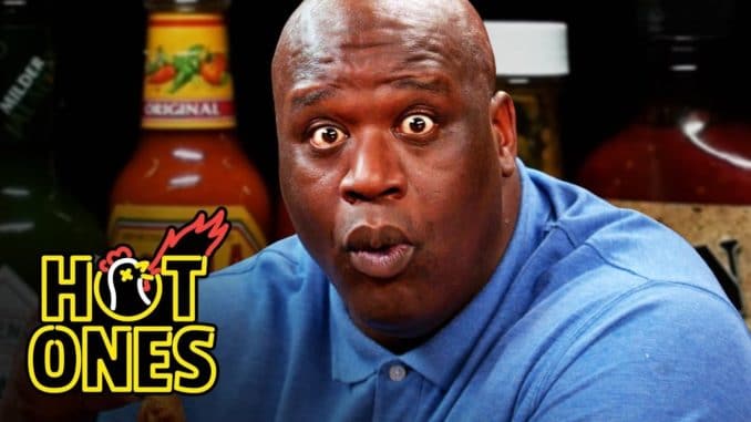 Shaq Tries to Not Make a Face While Eating Spicy Wings on Hot Ones﻿