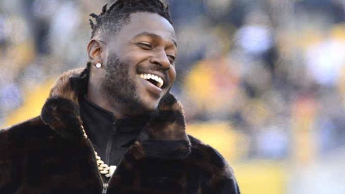 Antonio Brown Reportedly “Blew Away” Saints Organization During His Workout