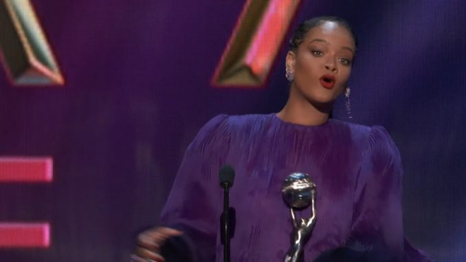 Rihanna Says Tell Your Friends Of Other Races To "Pull Up" For Black Issues
