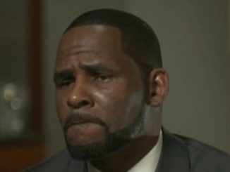 R. Kelly Charged With ‘Knowingly and Intentionally’ Giving Women Herpes