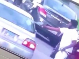 Guy Unloads Clip Into Car In Broad Daylight In Chicago