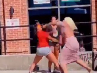 Females Try To Jump A Woman Outside Convenience Store.. And She Gives Them The Business..In a 2 Piece Outfit