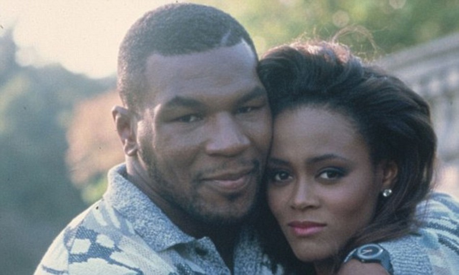 Robin Givens Reportedly Issues Cease-and-Desist Letter To Mike Tyson and Jamie Foxx