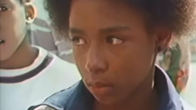 A Black Family Tried To Move Into A All-White Neighborhood In 1976..And This Is What Happened