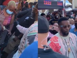Sean 'Diddy' Combs Hands Out $50 While Providing Some COVID-19 Relief for Miami Neighborhood