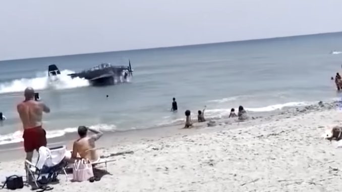 Insane Video Shows A Plane Crash Landing At A Beach In Florida