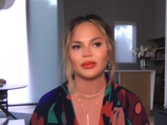 Chrissy Teigen Apologizes to Courtney Stodden For Past Hateful Tweets