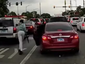 Dashcam Video Captures Frightening Shootout in The Middle of Traffic in Chicago