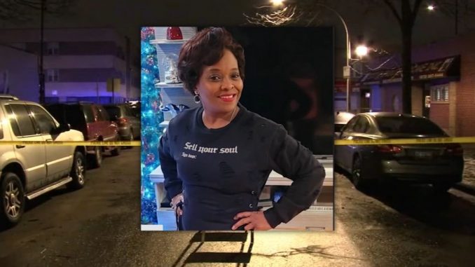 'She's been going to this same salon for over 20 years': 49-Year-Old Hairstylist Fatally Shot While Looking For Parking at Her Job in Chicago