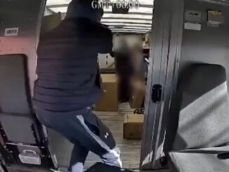 FedEx Driver Gets Held Up at Gunpoint & Tied Up in Philadelphia