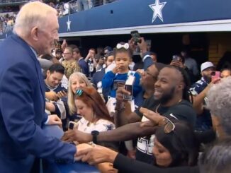 25-Year-Old Woman Sues Dallas Cowboy's Owner Jerry Jones, Alleging He's Her Biological Father