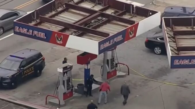 Horrible Tragedy: 2-Year-Old Boy Accidentally Shot & Killed 4-Year-Old Sister Inside Car at Gas Station