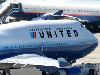United Airlines Passenger Opens Emergency Exit Door and Walks on Wing of Plane; Arrested