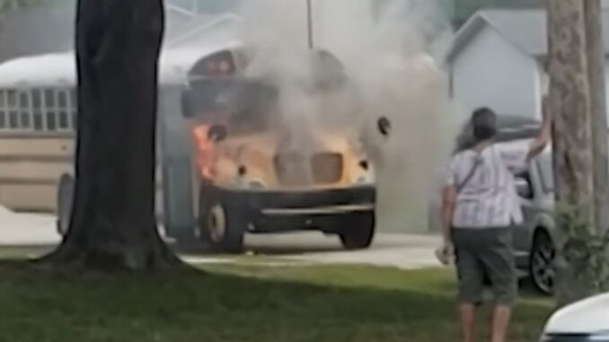 School Bus Driver Saves 40 Students from Huge Blaze