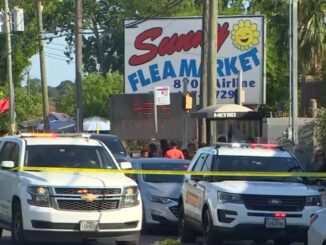 Shootout: 2 Dead, 3 Injured After Shooting at Texas Flea Market [Video]