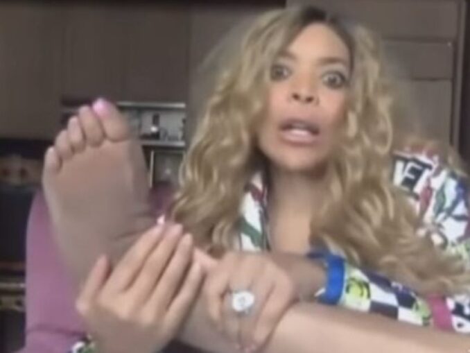 See The Tweets: Wendy Williams Shows Her Swollen Feet During TMZ Interview