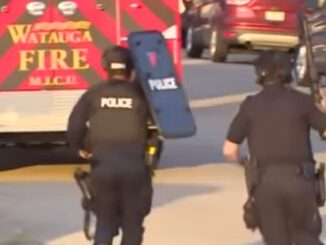 2 Dead and 4 Injured, Including 3 Officers in Texas Shootout